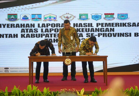 Pemkot Tangerang Kembali Raih Opini WTP dari BPK RI - WALIKOTA-7791