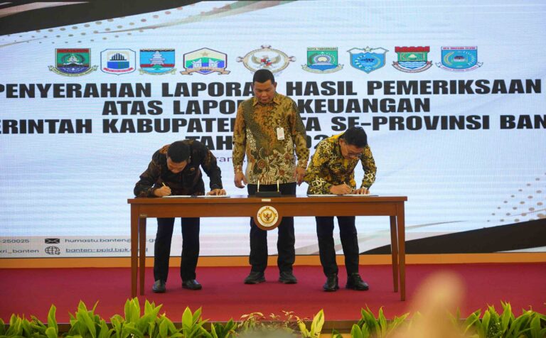 Pemkot Tangerang Kembali Raih Opini WTP dari BPK RI - WALIKOTA-7791